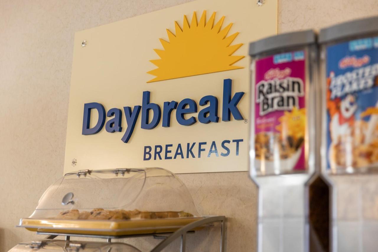Days Inn By Wyndham Kuttawa/Eddyville Buitenkant foto