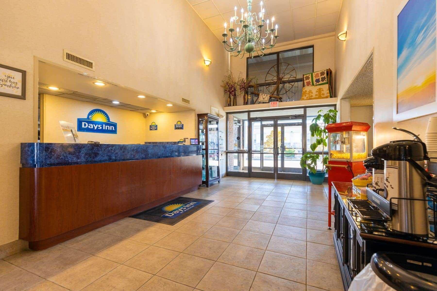 Days Inn By Wyndham Kuttawa/Eddyville Buitenkant foto