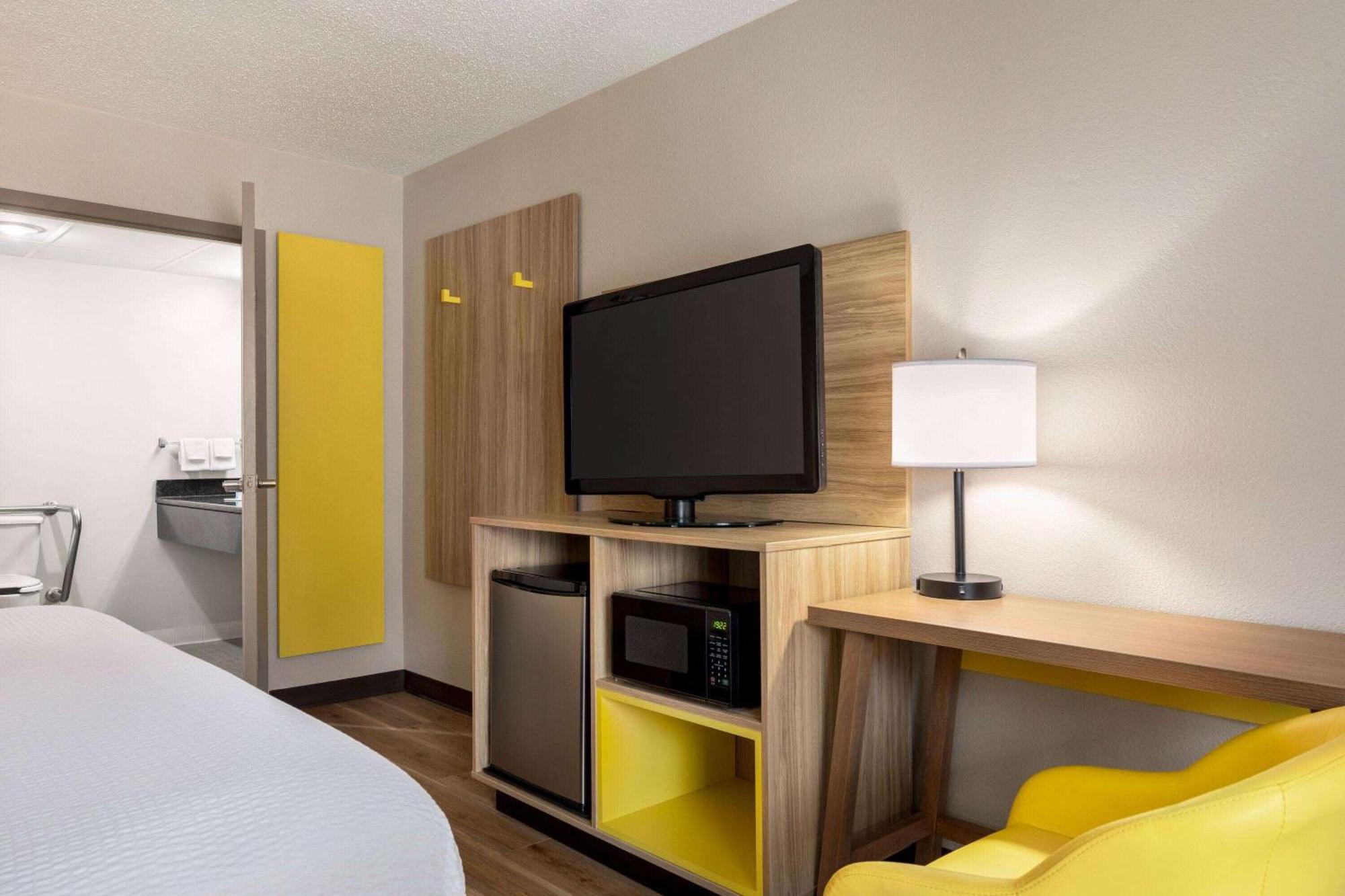 Days Inn By Wyndham Kuttawa/Eddyville Buitenkant foto